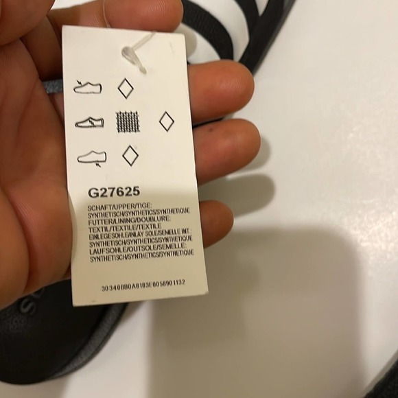 NWT ADIDAS Black and White Slide.